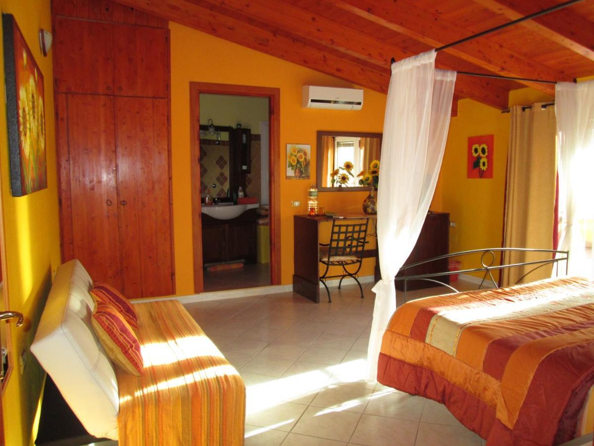 B&B Le Terrazze Isola Di S. Antioco Sant'Antioco Bagian luar foto